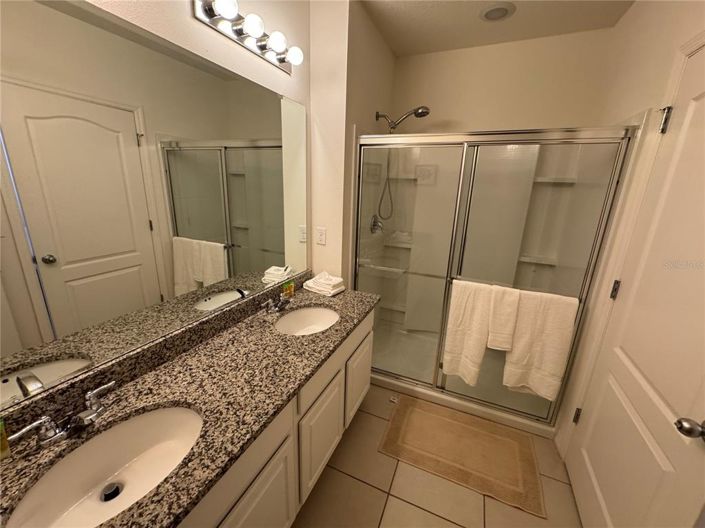 Image No.48-6 Bed Property for sale