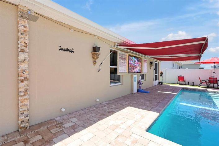 Image No.23-4 Bed Property for sale