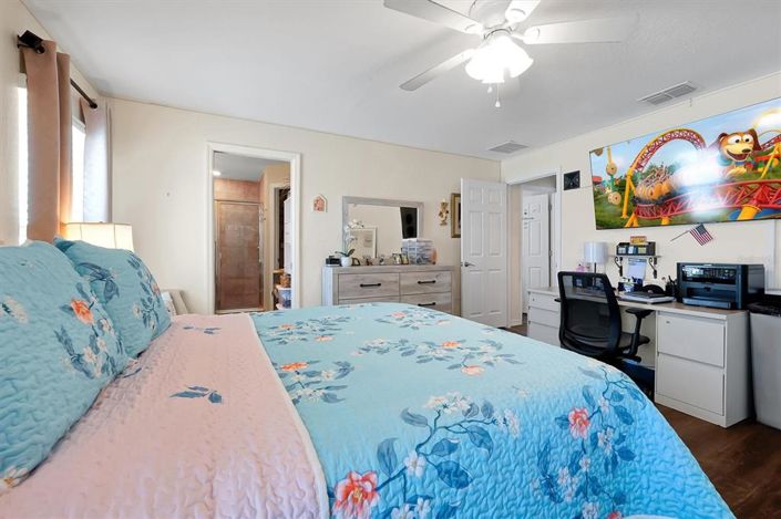 Image No.29-4 Bed Property for sale