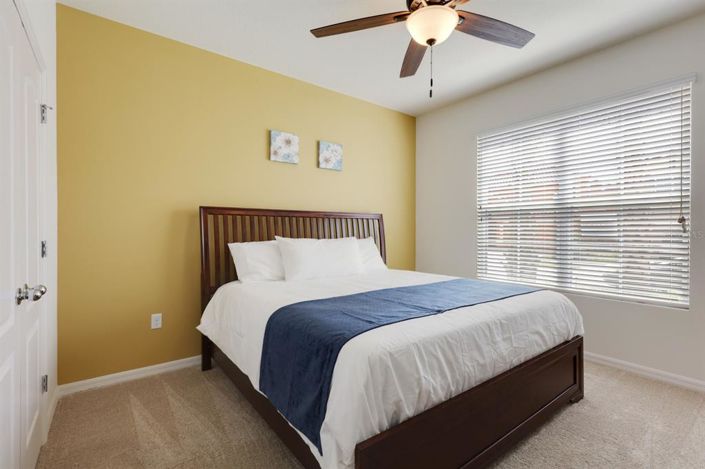 Image No.17-6 Bed Property for sale