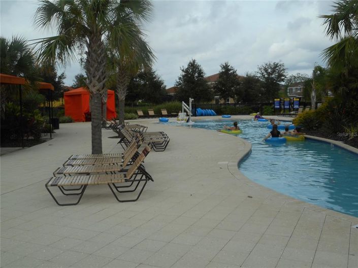 Image No.50-6 Bed Property for sale