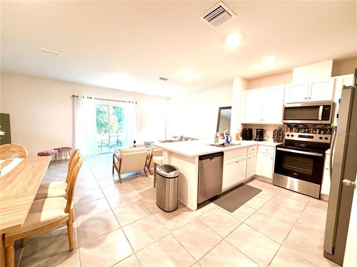 Image No.10-3 Bed Townhouse for sale