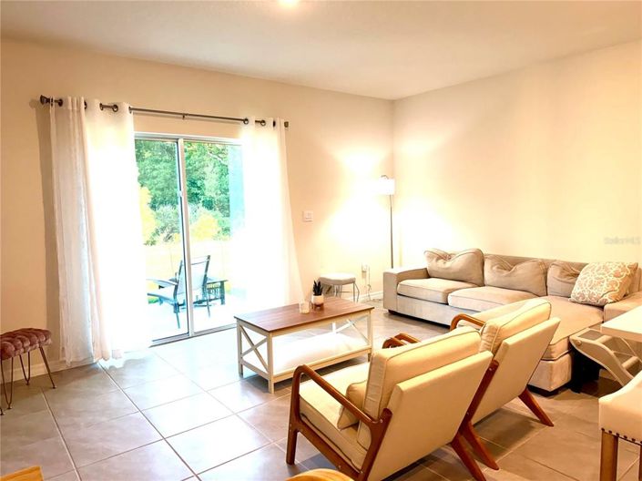 Image No.13-3 Bed Townhouse for sale