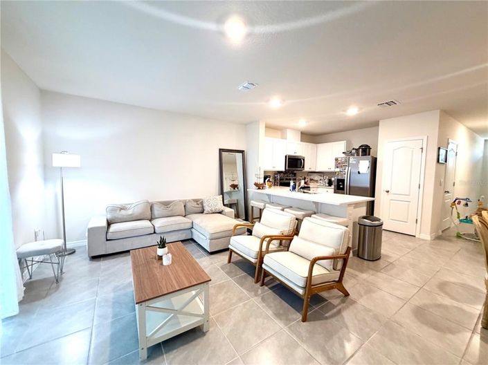 Image No.8-3 Bed Townhouse for sale