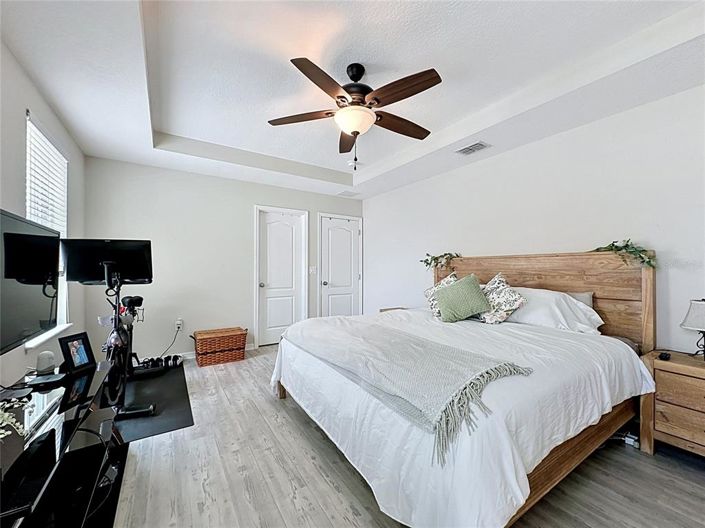 Image No.8-4 Bed Property for sale