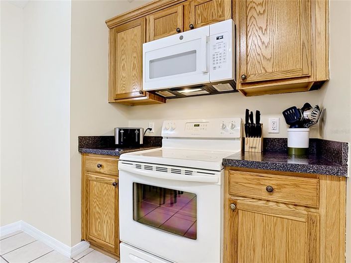 Image No.14-5 Bed Property for sale