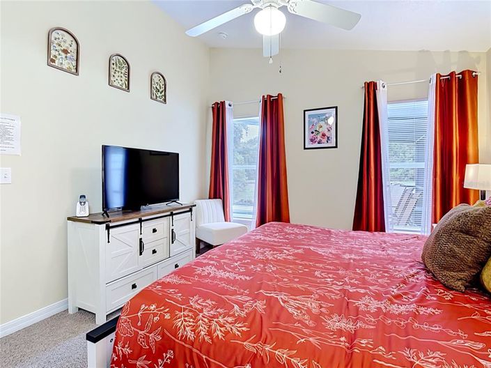 Image No.18-5 Bed Property for sale