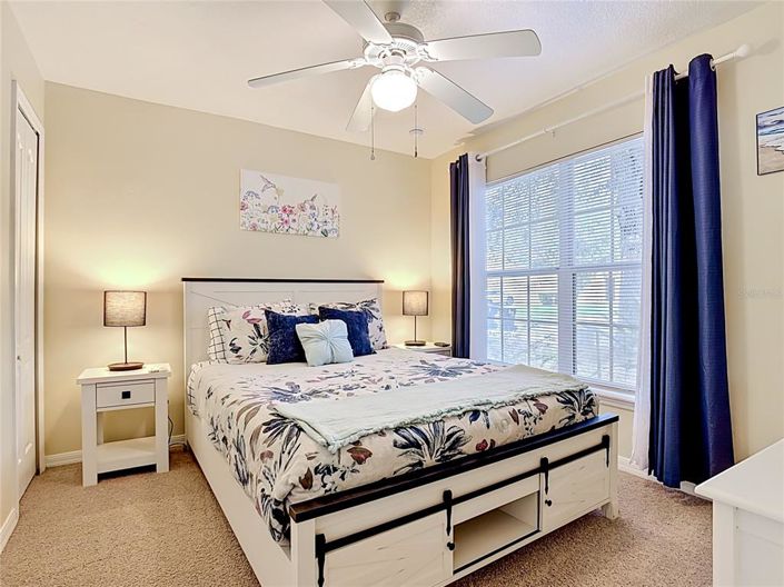 Image No.23-5 Bed Property for sale