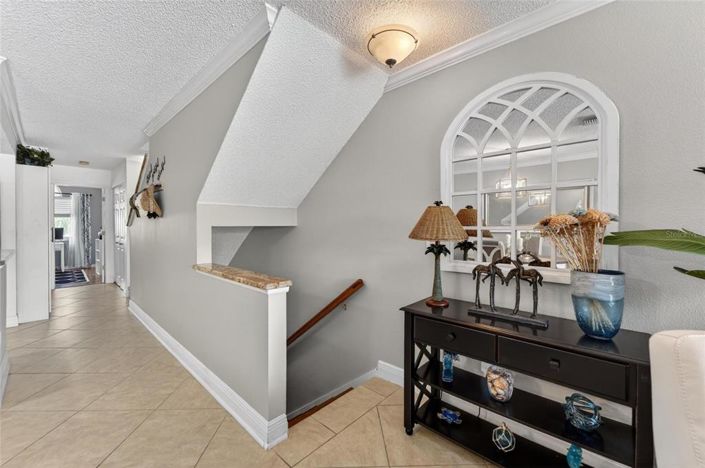 Image No.45-3 Bed Townhouse for sale