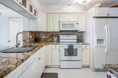 8d076785