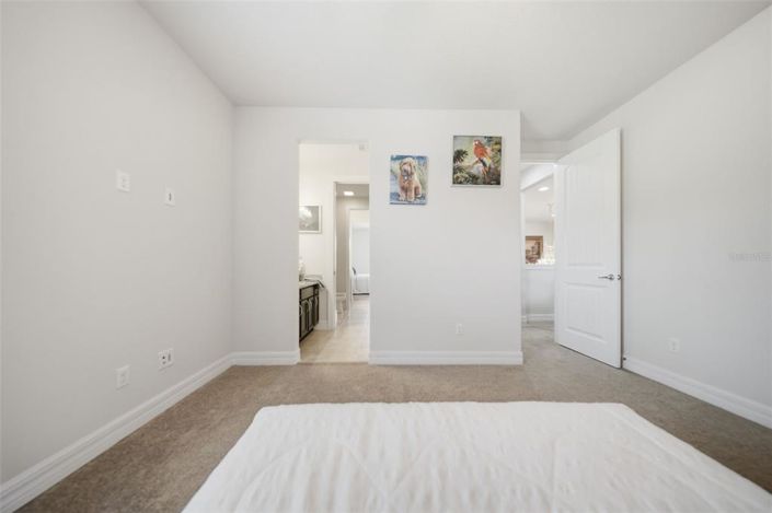 Image No.43-7 Bed Property for sale