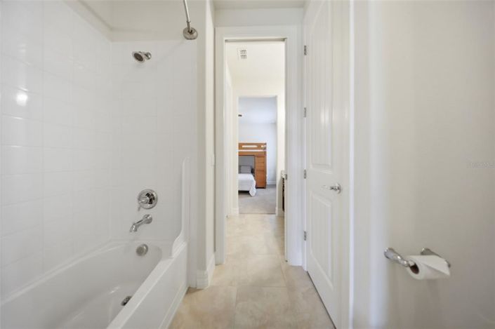 Image No.45-7 Bed Property for sale