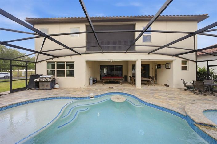 Image No.57-7 Bed Property for sale