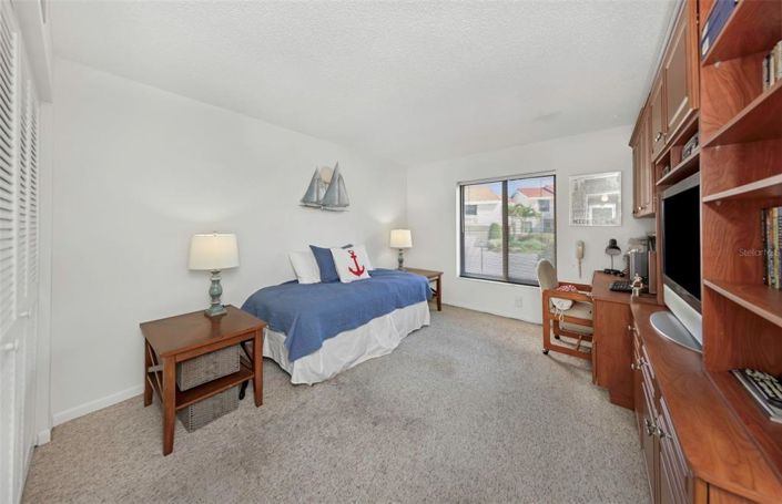 Image No.19-4 Bed Property for sale