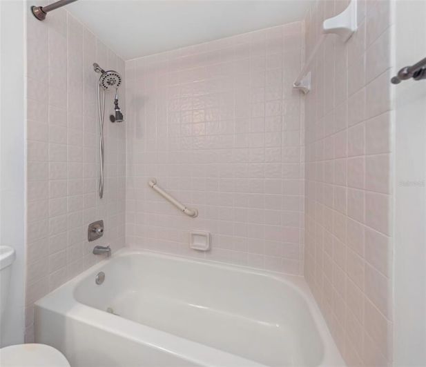 Image No.22-4 Bed Property for sale