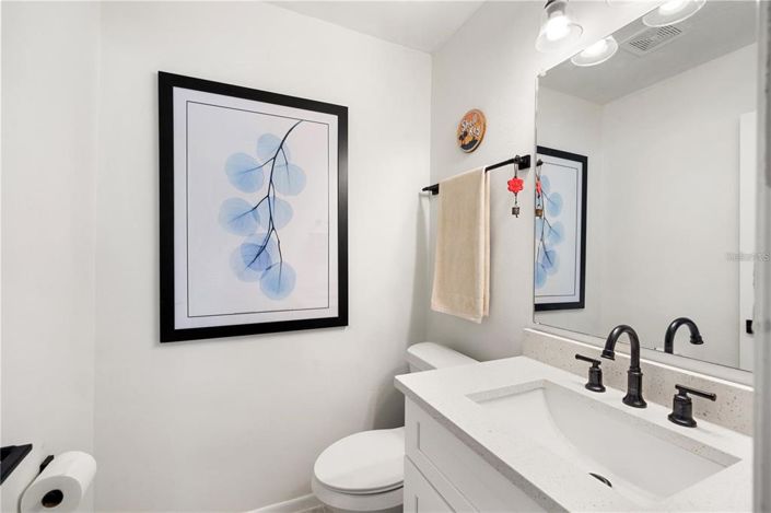 Image No.18-2 Bed Townhouse for sale