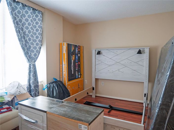 Image No.25-3 Bed Property for sale