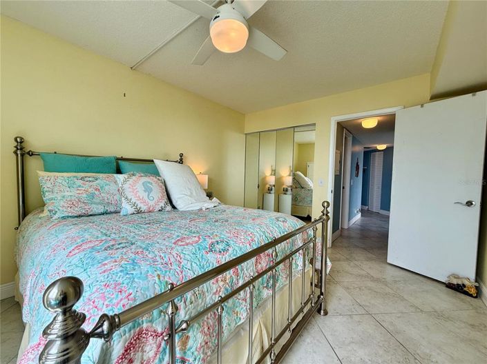 Image No.17-2 Bed Property for sale