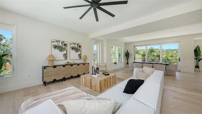 Image No.18-Propriété de 4 chambres à vendre à Sarasota