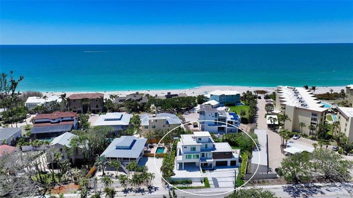 Image No.3-Propriété de 4 chambres à vendre à Sarasota