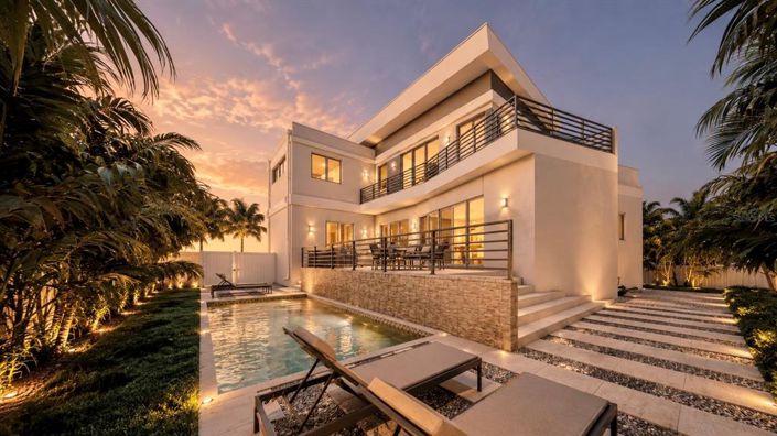 Image No.2-4 Bed Property for sale