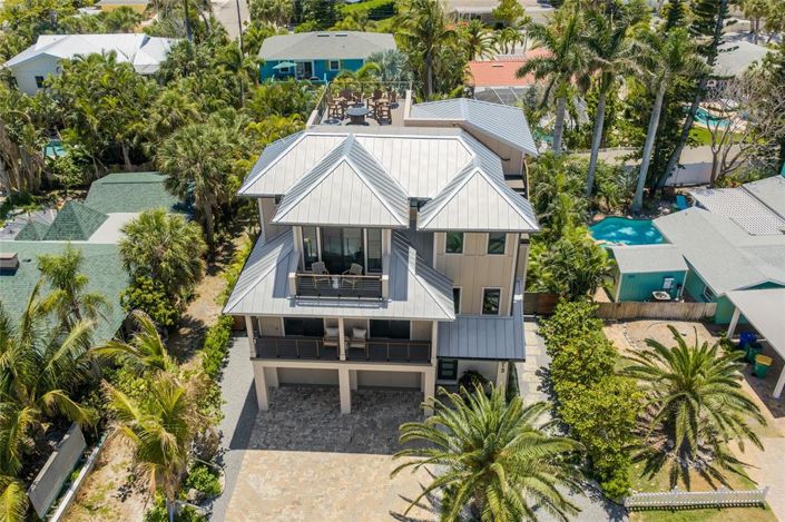 Image No.4-4 Bed Property for sale