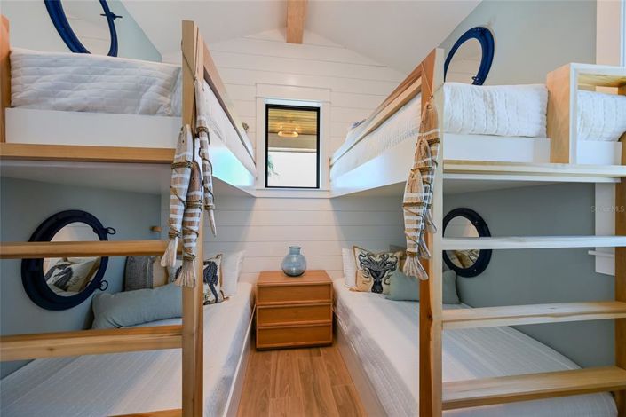 Image No.54-4 Bed Property for sale