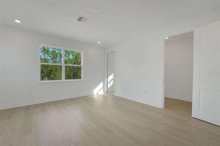 Image No.9-4 Bed Property for sale