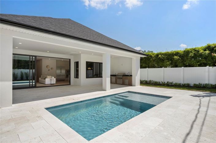Image No.38-4 Bed Property for sale