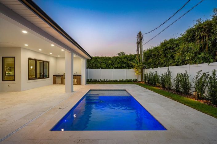 Image No.39-4 Bed Property for sale