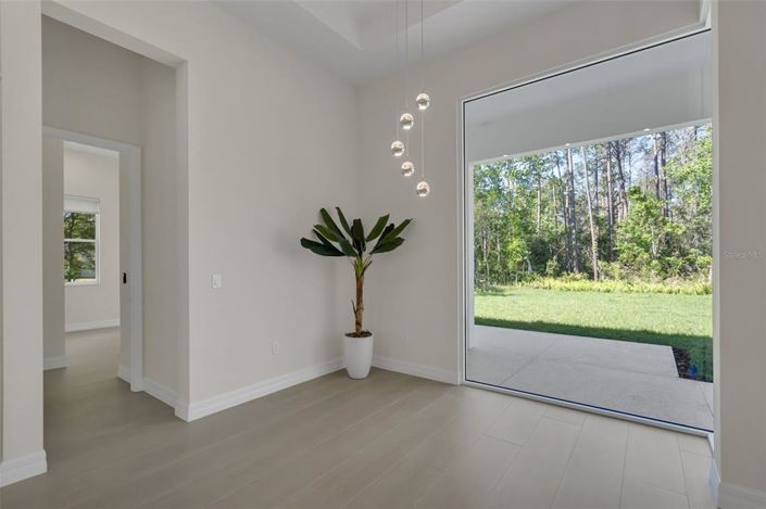 Image No.21-5 Bed Property for sale