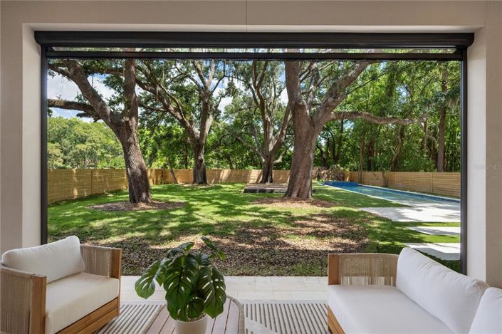 Image No.29-5 Bed Property for sale