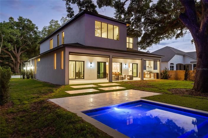 Image No.36-5 Bed Property for sale