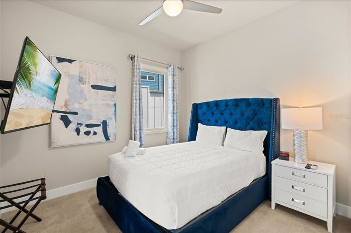 Image No.19-5 Bed Property for sale