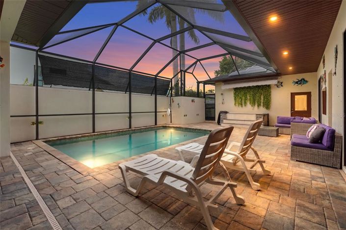 Image No.2-Propriété de 3 chambres à vendre à Sarasota