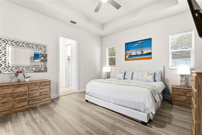 Image No.8-Propriété de 3 chambres à vendre à Sarasota