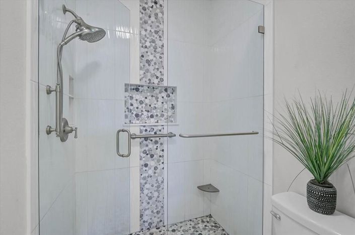 Image No.29-3 Bed Property for sale