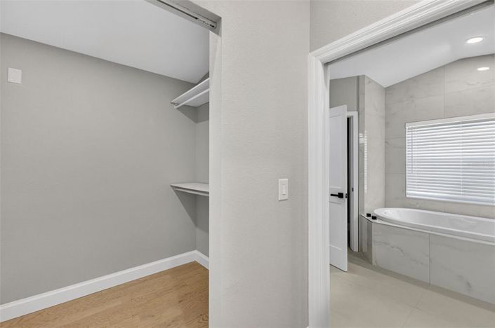 Image No.17-Propriété de 4 chambres à vendre à Sarasota