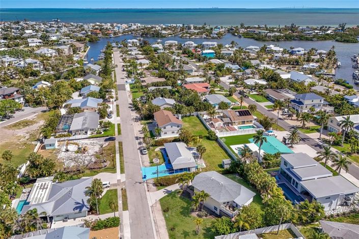Image No.35-2 Bed Property for sale