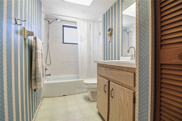 Image No.11-3 Bed Property for sale