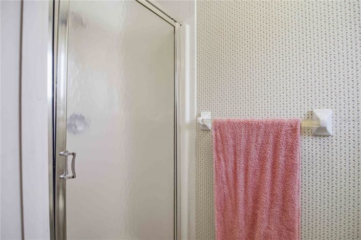 Image No.16-3 Bed Property for sale