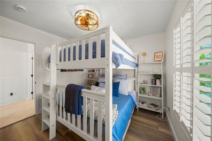 Image No.18-2 Bed Property for sale