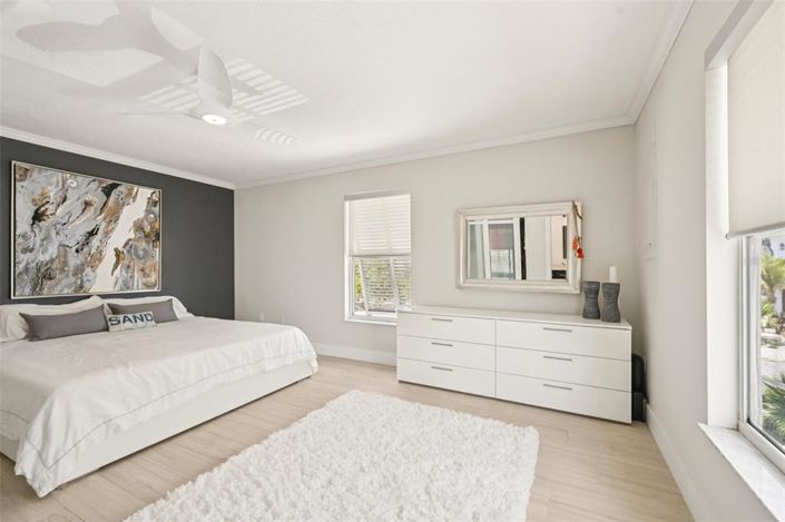 Image No.21-3 Bed Property for sale