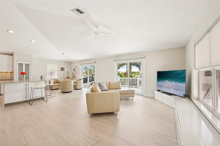 Image No.7-3 Bed Property for sale