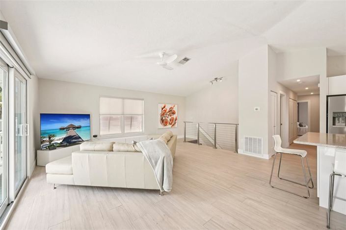 Image No.8-3 Bed Property for sale