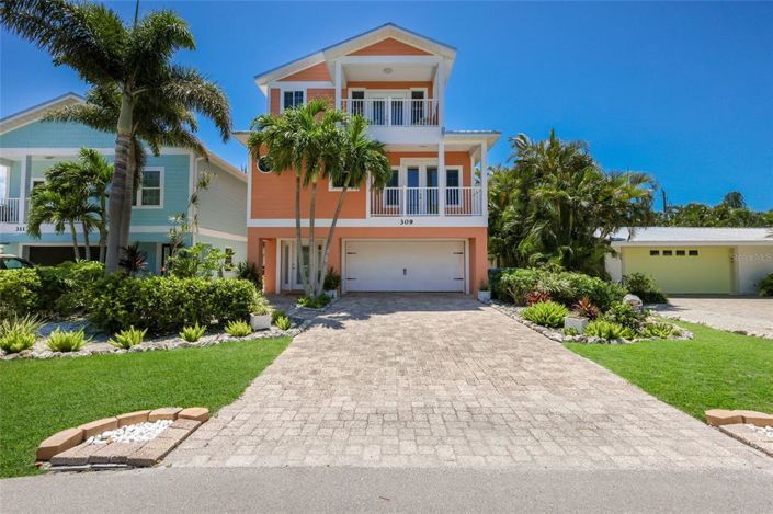Image No.2-4 Bed Property for sale