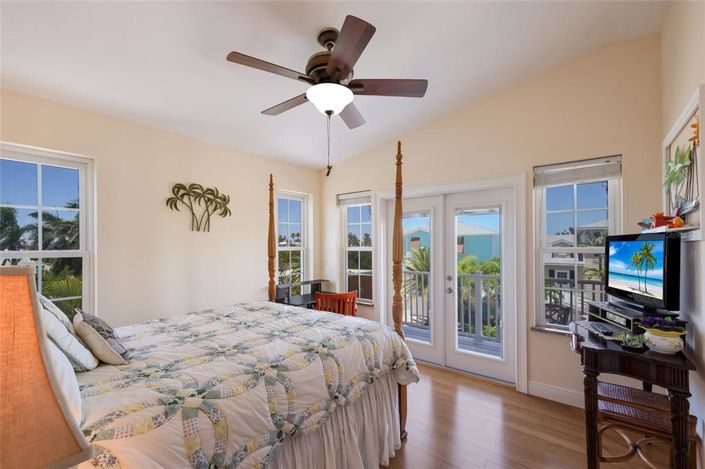 Image No.21-4 Bed Property for sale