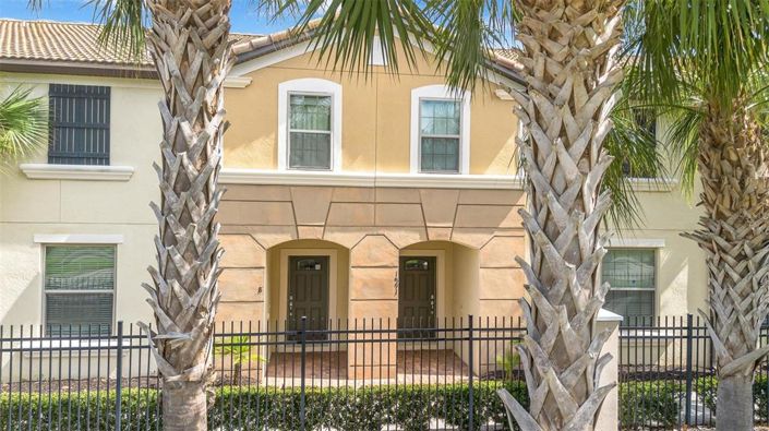 Image No.2-4 Bed Townhouse for sale