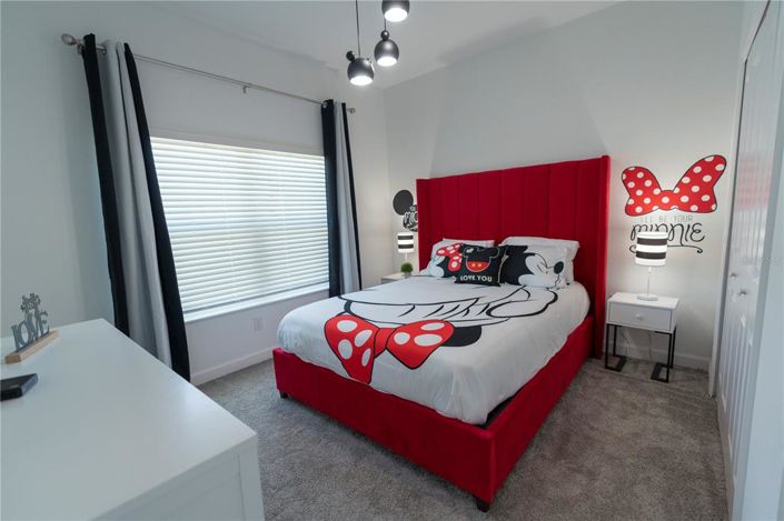Image No.22-5 Bed Townhouse for sale