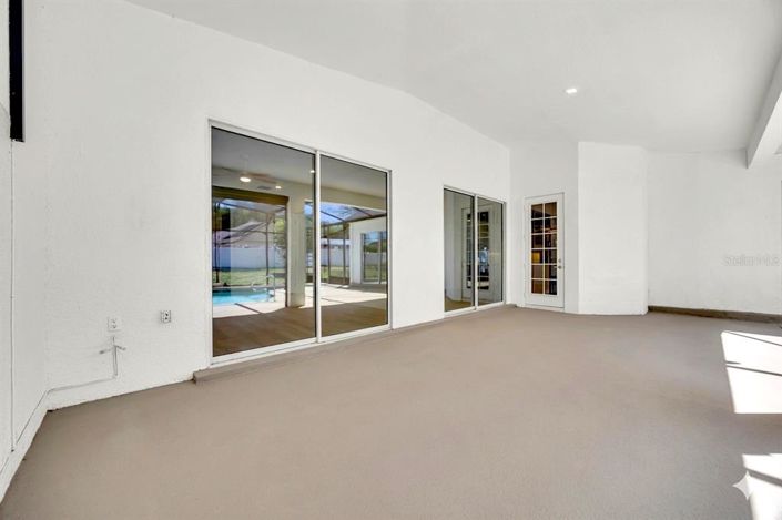 Image No.32-4 Bed Property for sale